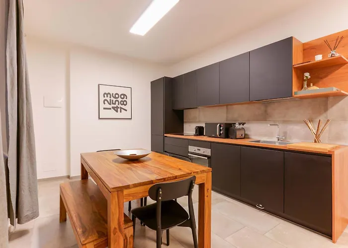 Sette Chiese By Lesdomus *