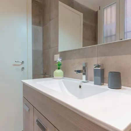 Sette Chiese By Lesdomus Bologna